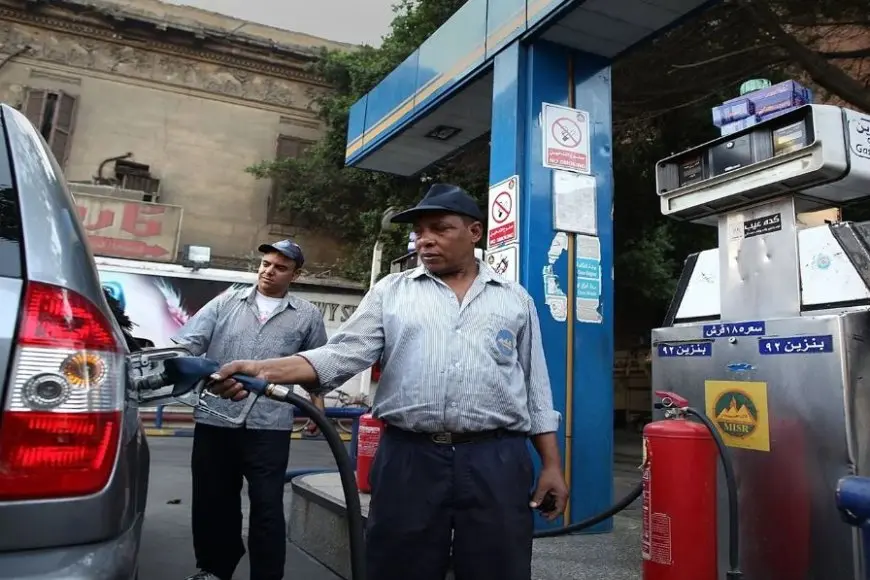 هل يتم تحريك أسعار البنزين خلال الـ6 أشهر المقبلة ؟ وزير البترول يكشف