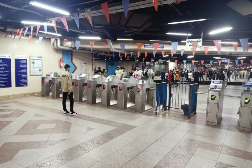 وزير النقل يتابع العمل بالسكة الحديد ومترو الأنفاق تزامنًا مع عيد الفطر المبارك