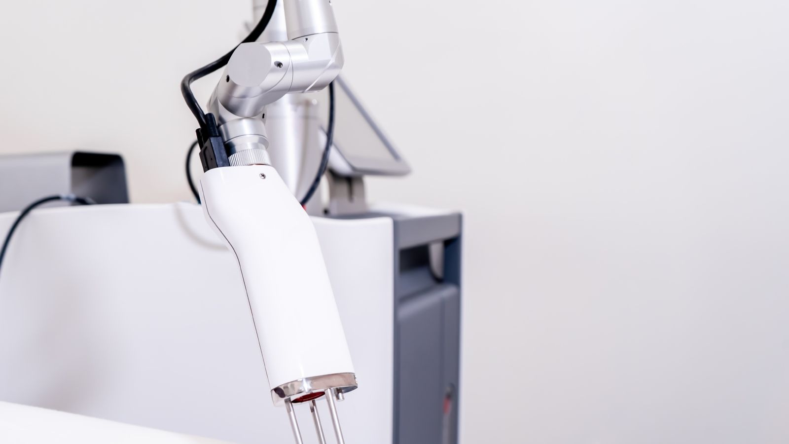 جهاز ديسكفري بيكو ليزر: أحدث تقنية لإزالة التصبغات وتحسين البشرة