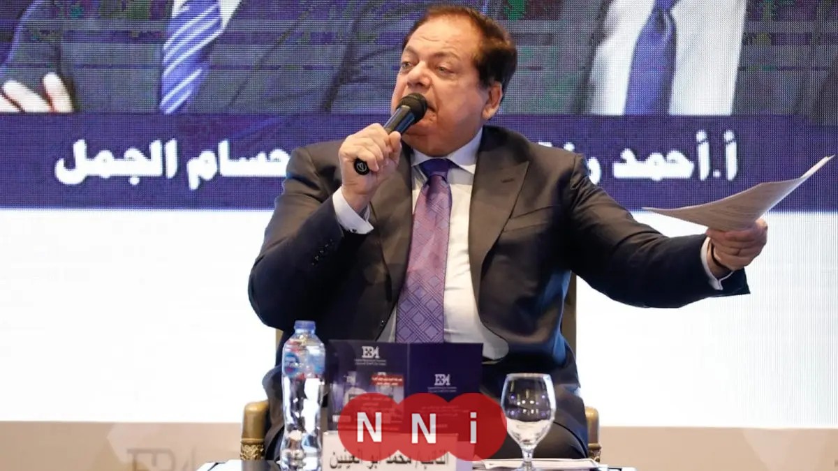 أبو العينين يوضح سبب قيادته سيارة «بوجاتي» في أوروبا: هناك 30 نسخة فقط متاحة عالمياً