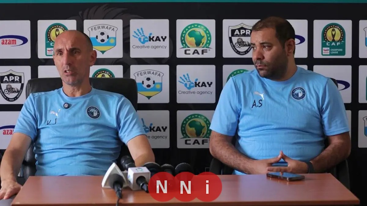 مدرب بيراميدز يوجه انتقادات لإقامة مباراة الجيش الرواندي على ملعب بالعشب الصناعي