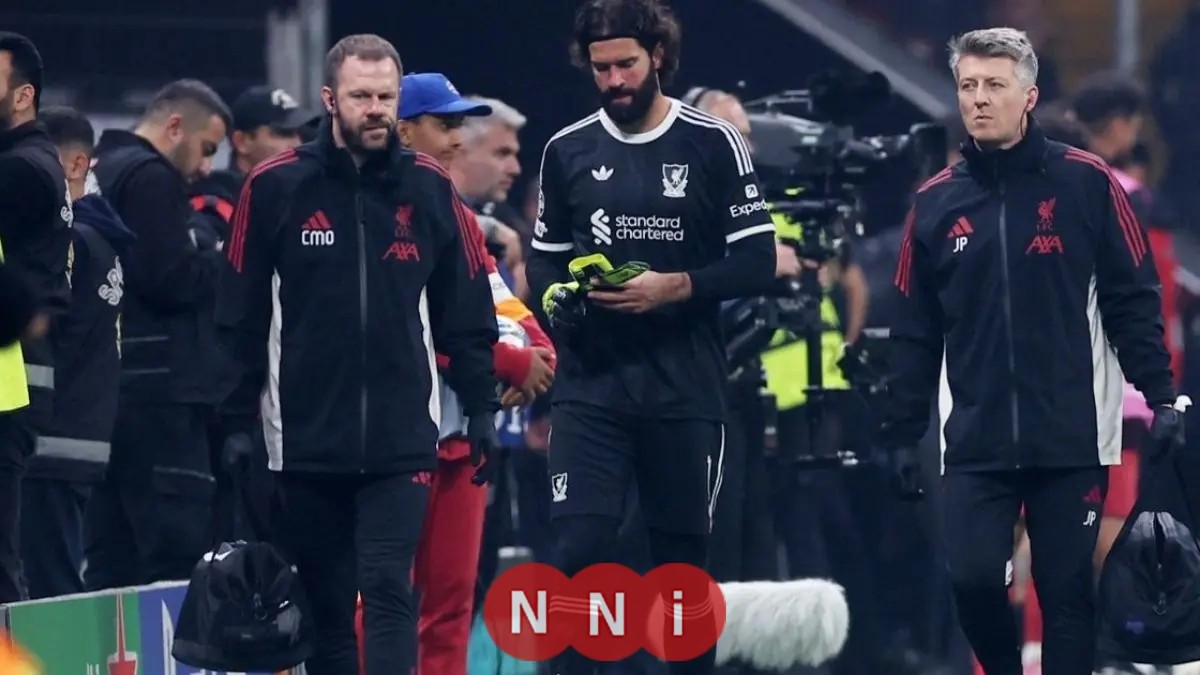 سلوت يكشف جاهزية أليسون وإيكيتيكي لمواجهة ليفربول وتشيلسي