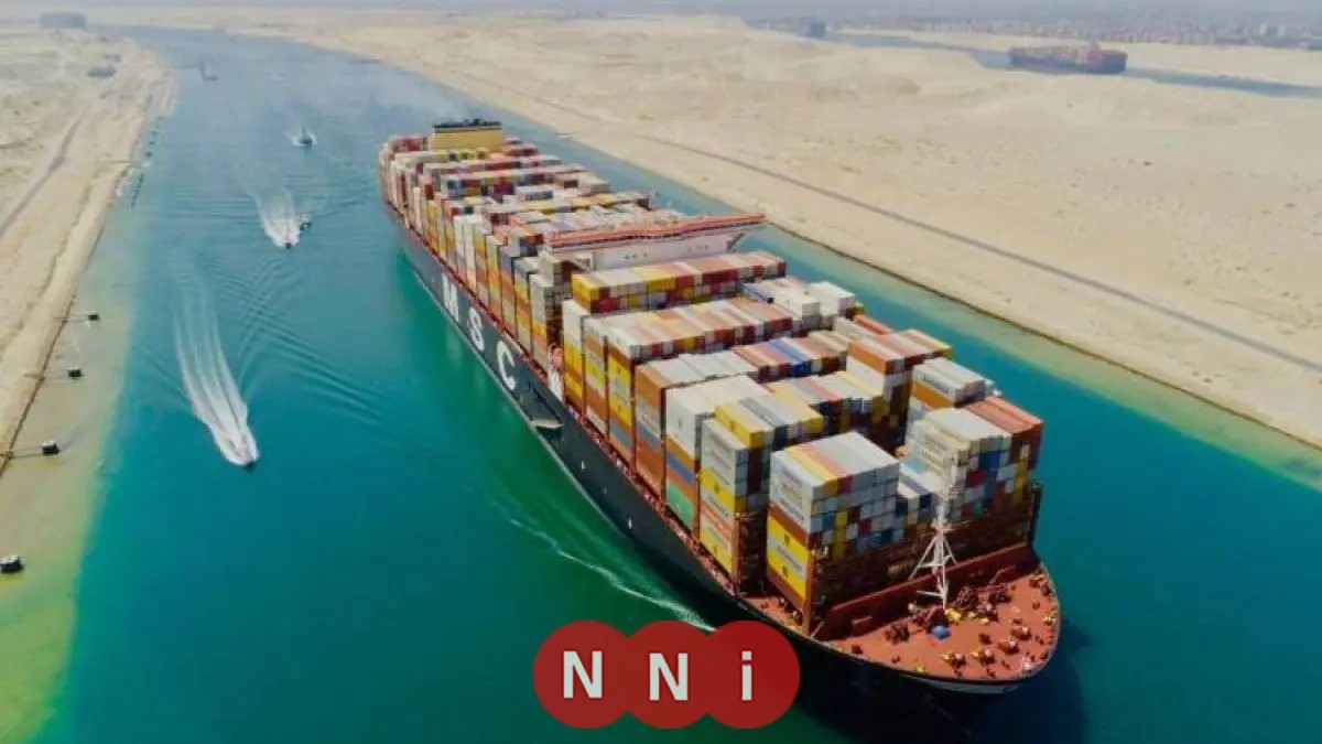 اقتصادية قناة السويس تنفي شائعات عن سفينة محملة بالأسلحة في بورسعيد