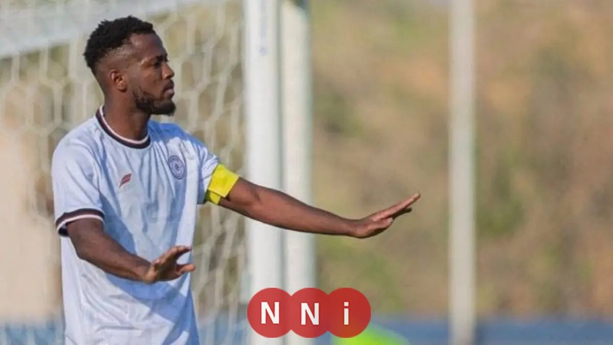 إيقاف لاعب الشباب السعودي عن اللعب 10 مباريات وتغريمه 100 ألف ريال سعودي