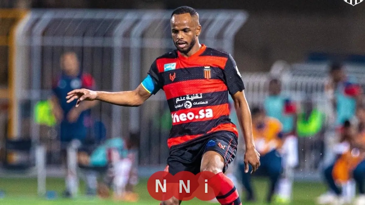 الأهلي يعلن عودة الخيبري إلى الرياض بالإعارة لتعزيز الفريق