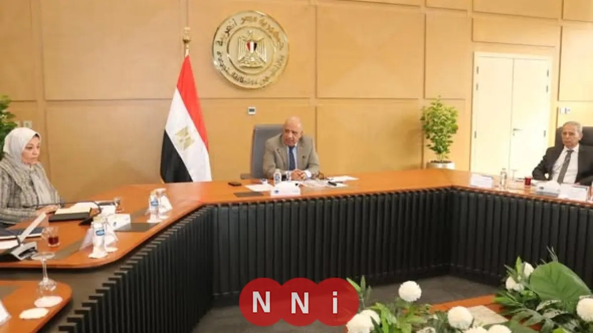 وزير الكهرباء يقود اجتماع اللجنة الاستراتيجية لتطوير مشروعات الطاقة والشبكة القومية