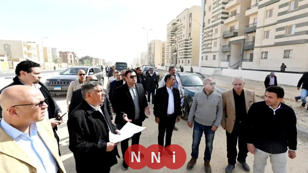 جولة لوزير الإسكان في مشروعات حدائق أكتوبر وزيارة لمستشفى المدينة لمعرفة تطورات الإنجاز