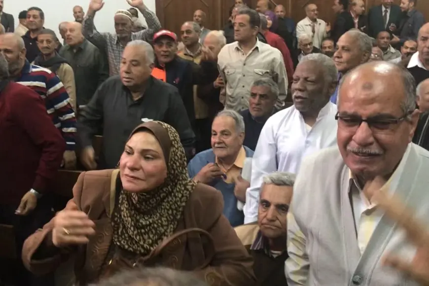 ليه الحكومة المصرية قررت تفرض رسوم جديدة على أصحاب المعاشات؟.. اعرف التفاصيل وقيمة الرسوم