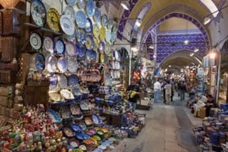 السياحة تواصل جهودها لرصد وتقنين وضع البازارات لتقنين أوضاع البازارات والمحال والأنشطة السياحية