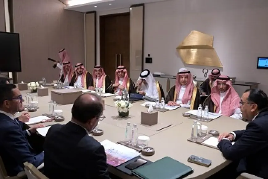 رئيس الوزراء يعتذر للسعوديين عن نقل البيروقراطية من مصر إلى المملكة