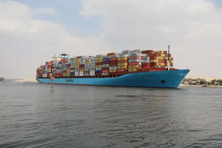 هيئة قناة السويس عن السماح بعبور السفن الحربية دون تمييز لجنسيتها: نلتزم بتطبيق الاتفاقيات الدولية