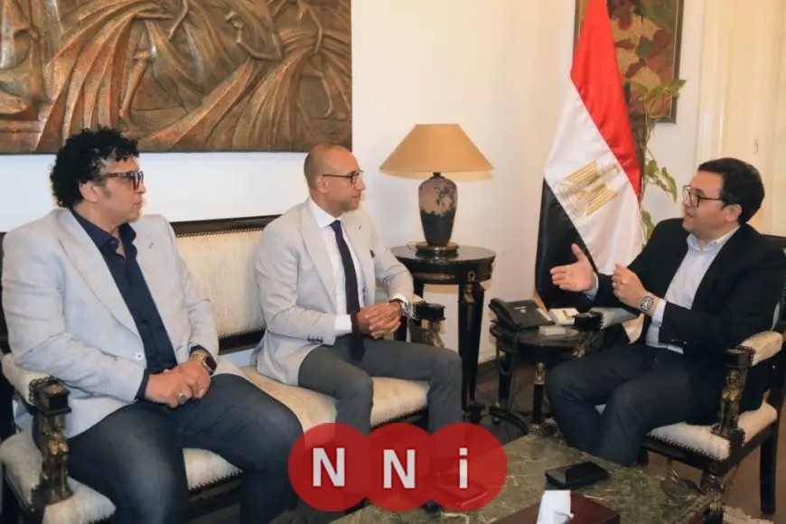 وزير الثقافة يناقش مع المايسترو تامر غنيم سُبل تطوير مهرجان ومؤتمر الموسيقى