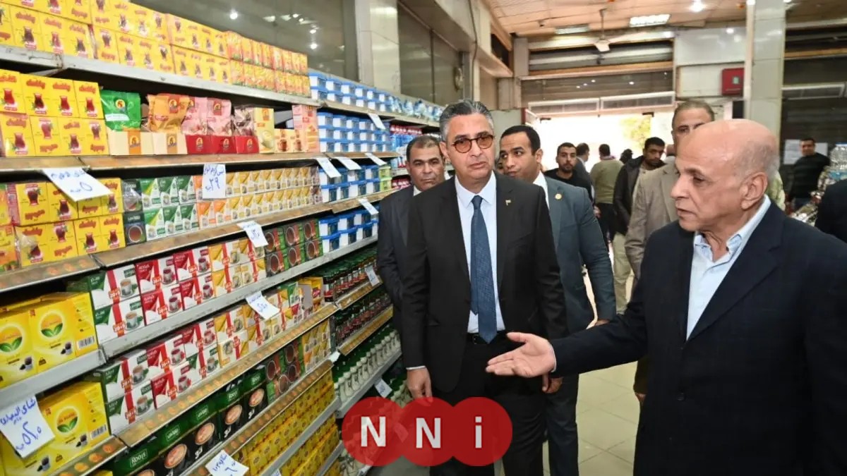 وزير التموين يقوم بجولة تفقدية للمواد الغذائية والسلع التموينية استعدادًا لرمضان 2026
